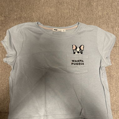 Blaues T-Shirt