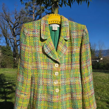 Petite veste de la maison Yves Saint Laurent