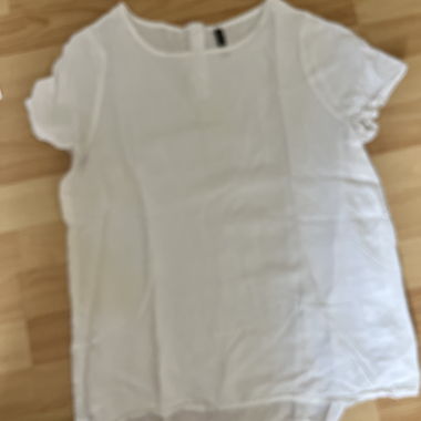 Weisses Damen-Shirt