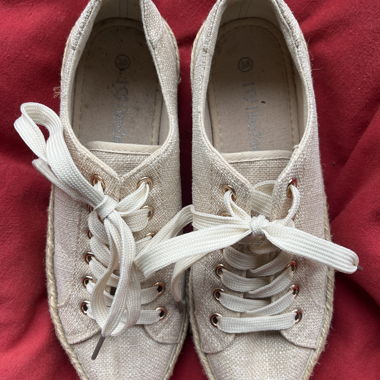 Sneakers in tela beige