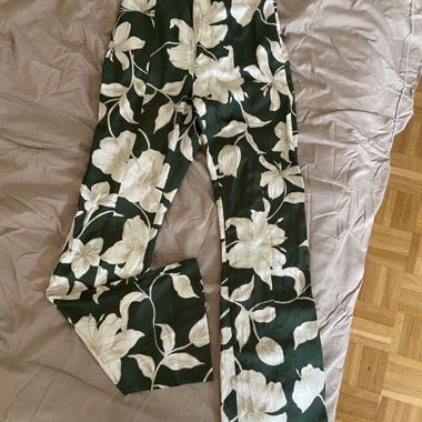 Pantalon fleuri MNG