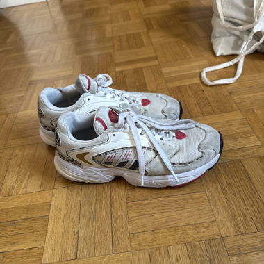 Adidas 