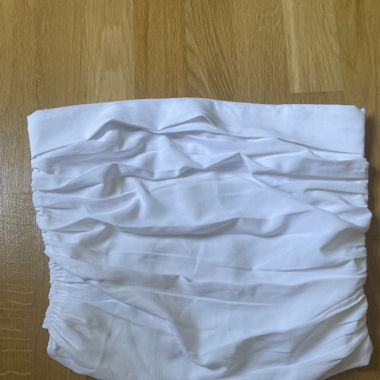 Top tube blanc élégant