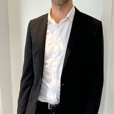 HUGO suit 