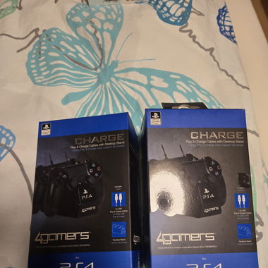 PS4 Ladestation für 2 Controller 