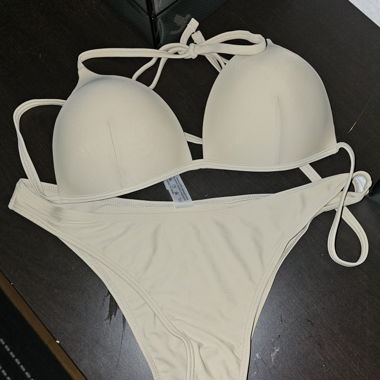 Bikini beige taille M - parfait pour l'été! neuf.