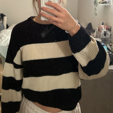 Gestreifter Pullover 