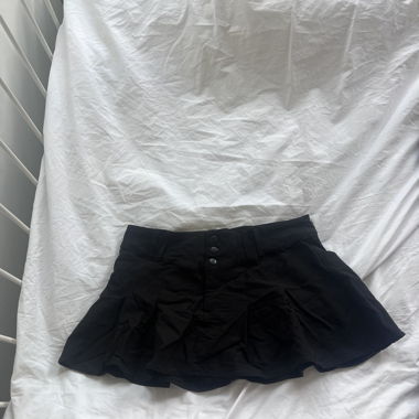 Mini skateboard skirt 