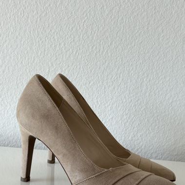 Graceland Pumps