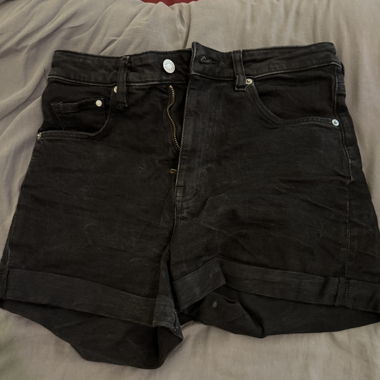 Short noir en jeans 