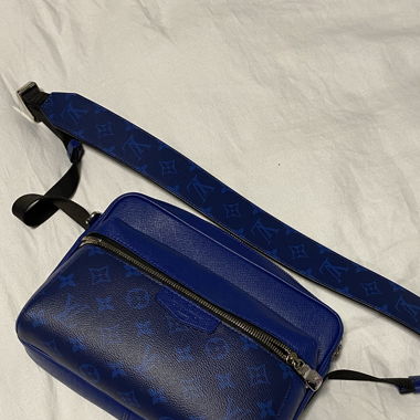 Brandneu Louis Vuitton Tasche