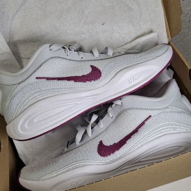 Nike GT Hustle Academy