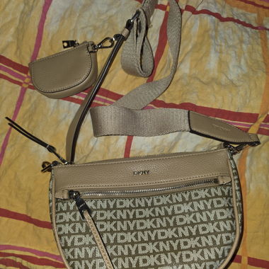 DKNY Umhaengetasche mit Etui