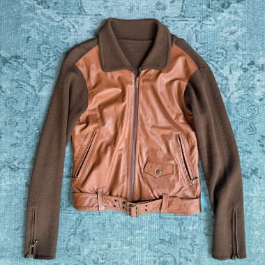 Giacca biker in pelle e maglia Hysteric Glamour