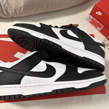 Nike Dunk Low Black White