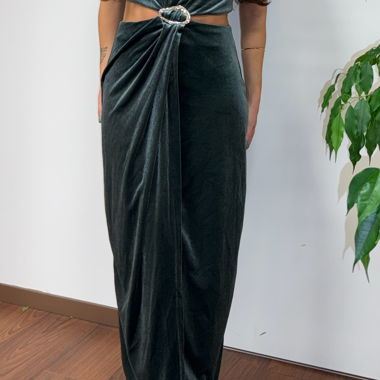 Samtkleid mit Cut-outs