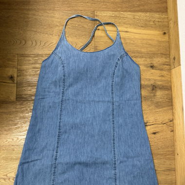 Kurzes ASOS Kleid