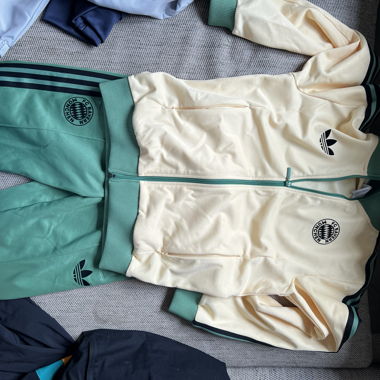 Adidas FC Bayern Trainingsanzug-Set