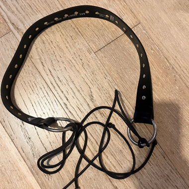 Ceinture en cuir avec anneaux