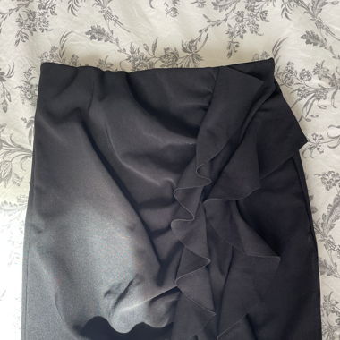 Mini Rock black ruffles