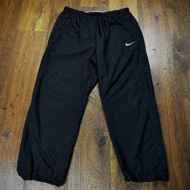 Nike Trainingshosen in schwarz