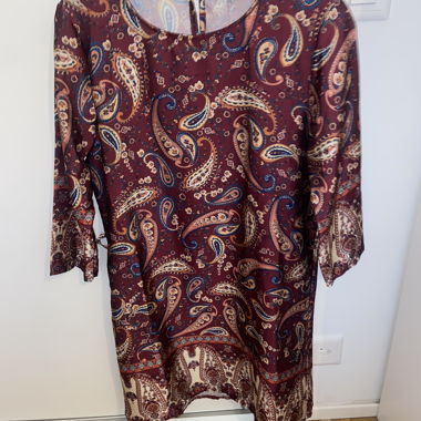 Bordeauxfarbenes Fantasie-Kleid