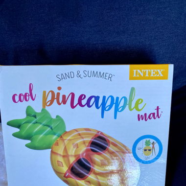 Matelas gonflable piscine Ananas