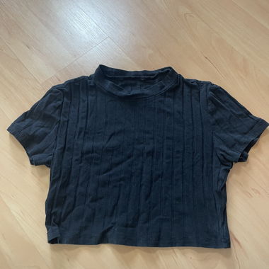 T-shirt nera