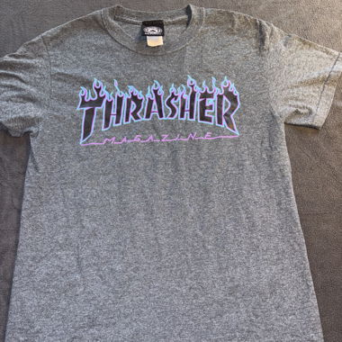 T-shirt trasher