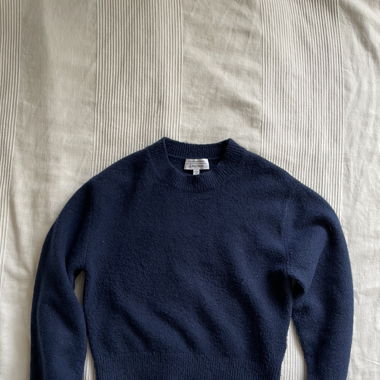 Blauer Strickpullover &other stories