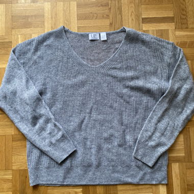 Pull col V gris en cachemire S