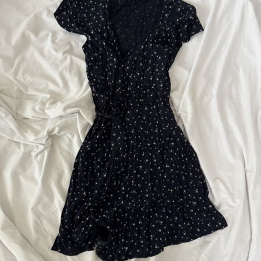 brandy melville floral wrap dress