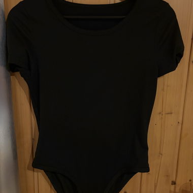 Body noir manches courtes