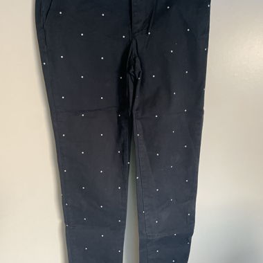 Pantaloni chino blu scuro con pois