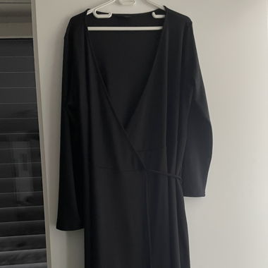 Wickelkleid schwarz