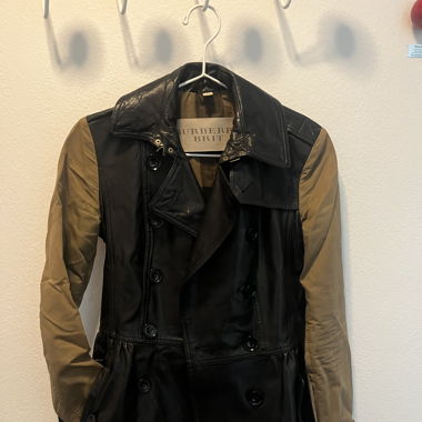 BURBERRRY TRENCHCOAT BRIT