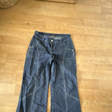 Low Waist Flared Jeans