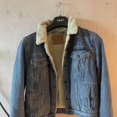 Gefütterte Levis Jacke 