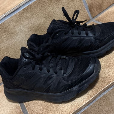 Sneakers Size 38
