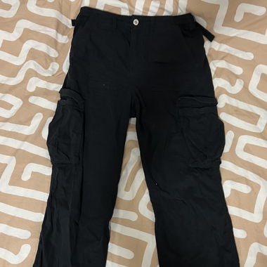 Pantalon cargo droit avec bretelles ajustables 
