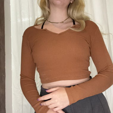 Brown longsleeve