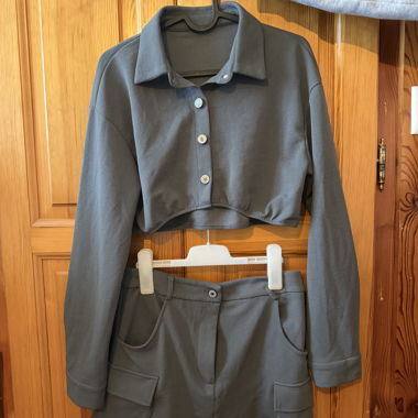 Ensemble gris 