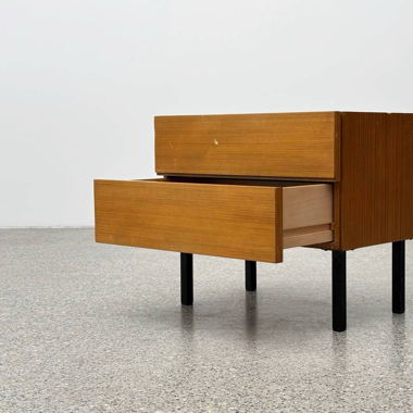 Kleine Kommode im Mid-Century Stil 