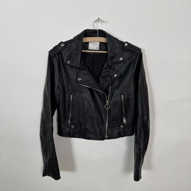 Bershka black faux leather jacket Fits S-M