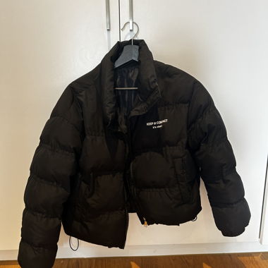 Schwarze Steppjacke S
