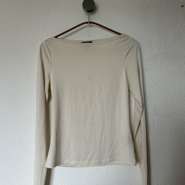 Beiges Monki-Langarmshirt Grösse M