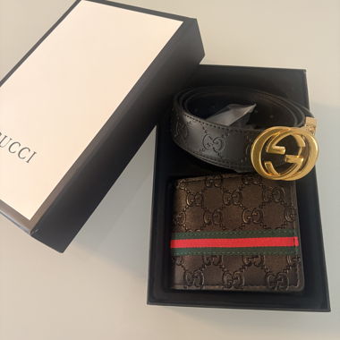 GUCCI - ceinture et portefeuille