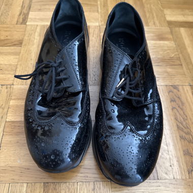 Black shoes