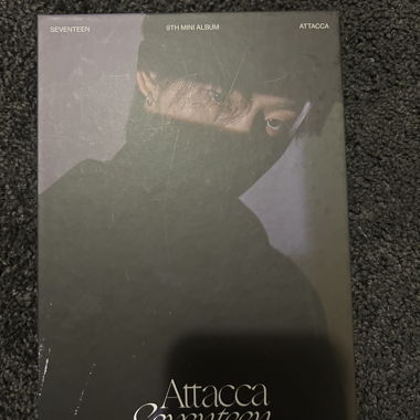 Album SEVENTEEN « Attacca » avec set de photocards