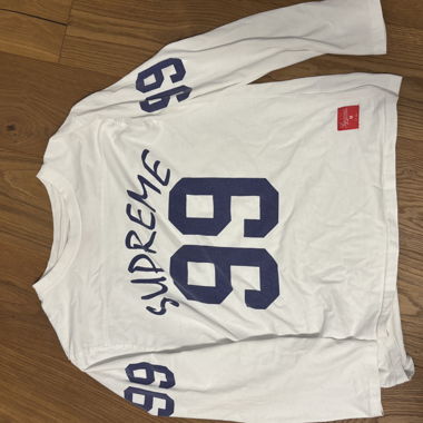 Supreme Longsleeve